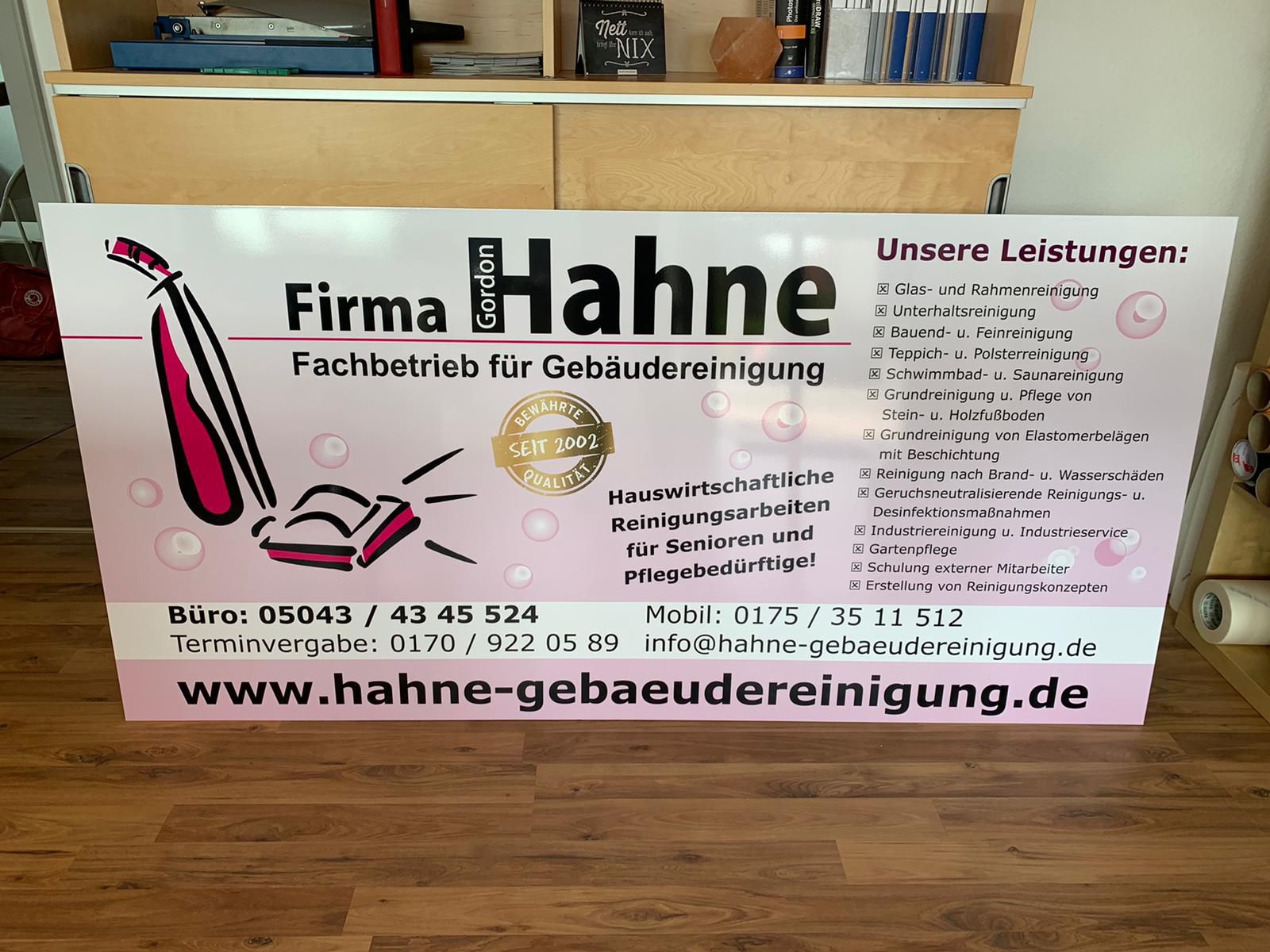SK-Folie mit UV-Laminat auf Schild